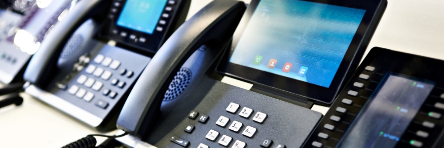 img blog VoIP for SMBs Hardphones or softphones B PlHQGH